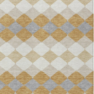 Homeroots 3' Stylish Artichoke Green Ivory Beige Geometric Indoor Outdoor Area Rug - Washable & Durable 5' X 8' Polyester 597897