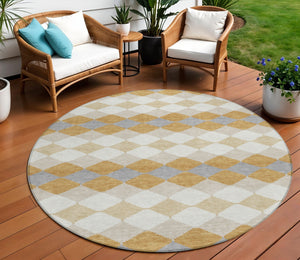 Homeroots 3' Stylish Artichoke Green Ivory Beige Geometric Indoor Outdoor Area Rug - Washable & Durable 8' Round Polyester 597898