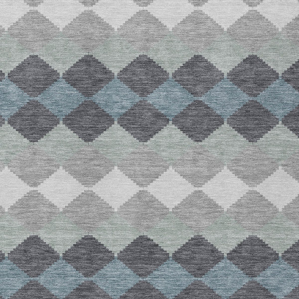 Homeroots 3' Stylish Artichoke Green Ivory Beige Geometric Indoor Outdoor Area Rug - Washable & Durable 5' X 8' Polyester 597903