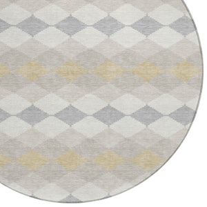 Homeroots 3' Stylish Artichoke Green Ivory Beige Geometric Indoor Outdoor Area Rug - Washable & Durable 8' Round Polyester 597910