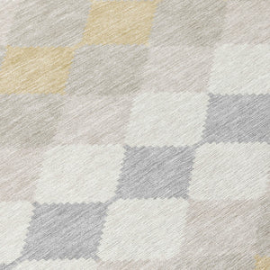 Homeroots 3' Stylish Artichoke Green Ivory Beige Geometric Indoor Outdoor Area Rug - Washable & Durable 8' Round Polyester 597910