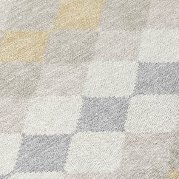 Homeroots 3' Stylish Artichoke Green Ivory Beige Geometric Indoor Outdoor Area Rug - Washable & Durable 8' Round Polyester 597910