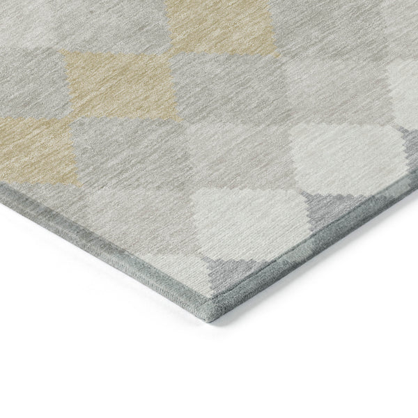 Homeroots 3' Stylish Artichoke Green Ivory Beige Geometric Indoor Outdoor Area Rug - Washable & Durable 9' X 12' Polyester 597912