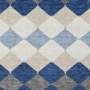 Homeroots 3' Stylish Artichoke Green Ivory Beige Geometric Indoor Outdoor Area Rug - Washable & Durable 5' X 8' Polyester 597915