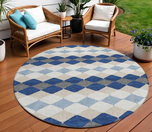 Homeroots 3' Stylish Artichoke Green Ivory Beige Geometric Indoor Outdoor Area Rug - Washable & Durable 8' Round Polyester 597916