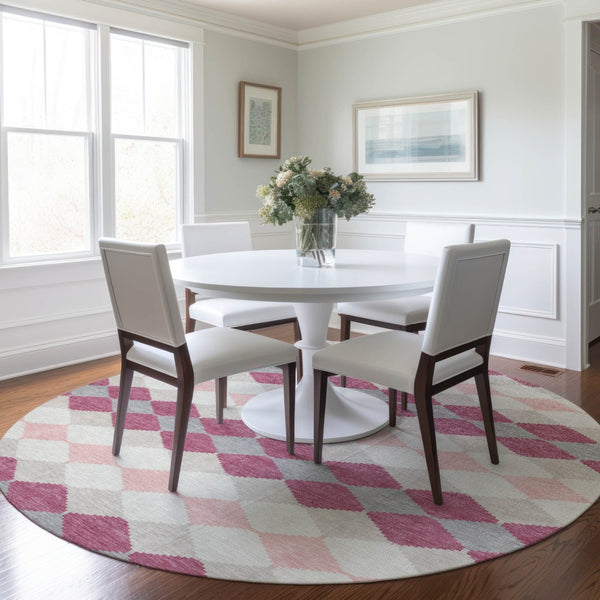 Homeroots 3' Stylish Artichoke Green Ivory Beige Geometric Indoor Outdoor Area Rug - Washable & Durable 8' Round Polyester 597922