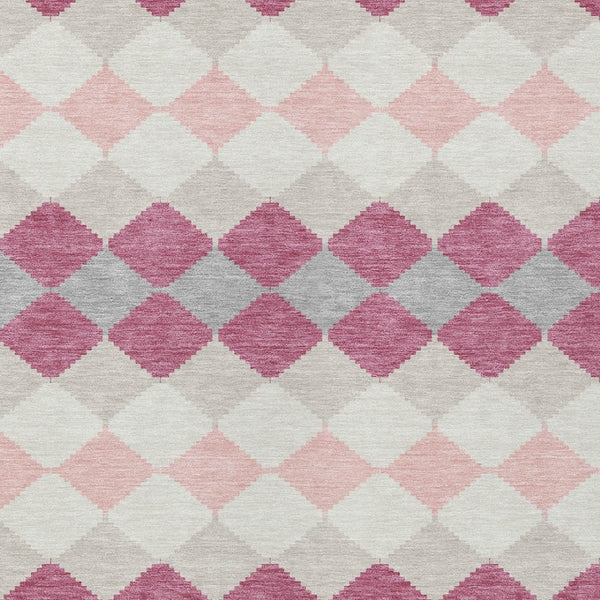 Homeroots 3' Stylish Artichoke Green Ivory Beige Geometric Indoor Outdoor Area Rug - Washable & Durable 8' X 10' Polyester 597923