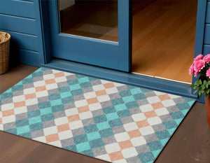 Homeroots 3' Stylish Artichoke Green Ivory Beige Geometric Indoor Outdoor Area Rug - Washable & Durable 3' X 5' Polyester 597926