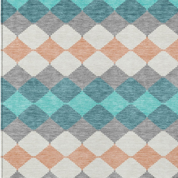 Homeroots 3' Stylish Artichoke Green Ivory Beige Geometric Indoor Outdoor Area Rug - Washable & Durable 5' X 8' Polyester 597927