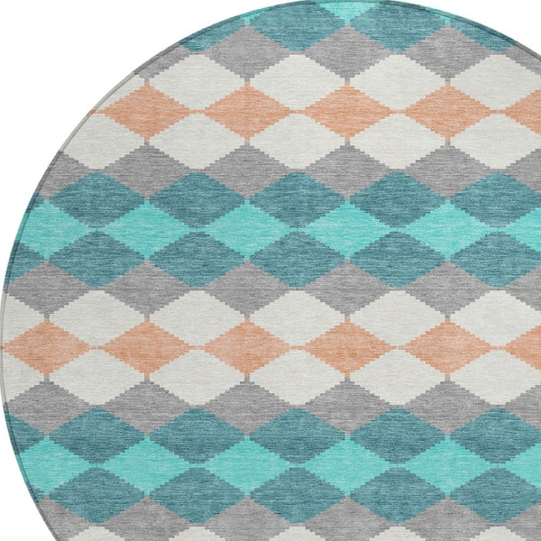 Homeroots 3' Stylish Artichoke Green Ivory Beige Geometric Indoor Outdoor Area Rug - Washable & Durable 8' Round Polyester 597928