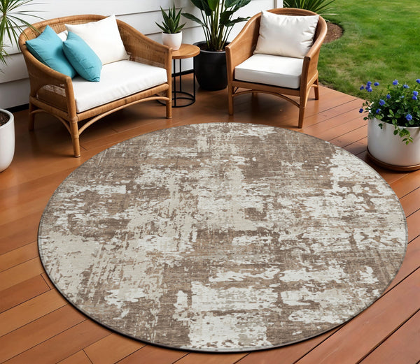 Homeroots 3' Black And Gray Abstract Washable Area Rug - Versatile Indoor Outdoor Design For Any Space 8' Round Polyester 597940