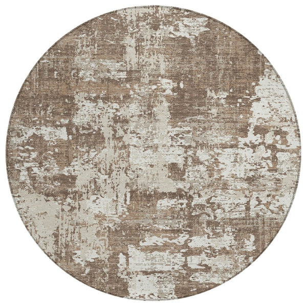 HomeRoots 5' Versatile Brown and Beige Abstract Area Rug for Indoor and Outdoor Spaces - Machine Washable & Durable 8' Round 597940
