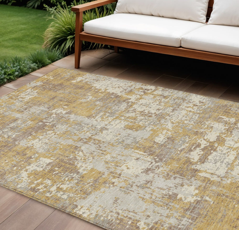 HomeRoots 9' Washable Gold Brown Beige Abstract Area Rug - Durable Indoor/Outdoor Design for Busy Homes 597966