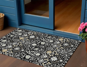 Homeroots 3' Artichoke Green Gray Ivory Oriental Washable Area Rug For Indoor And Outdoor Spaces, Durable Design 3' X 5' Polyester 598022