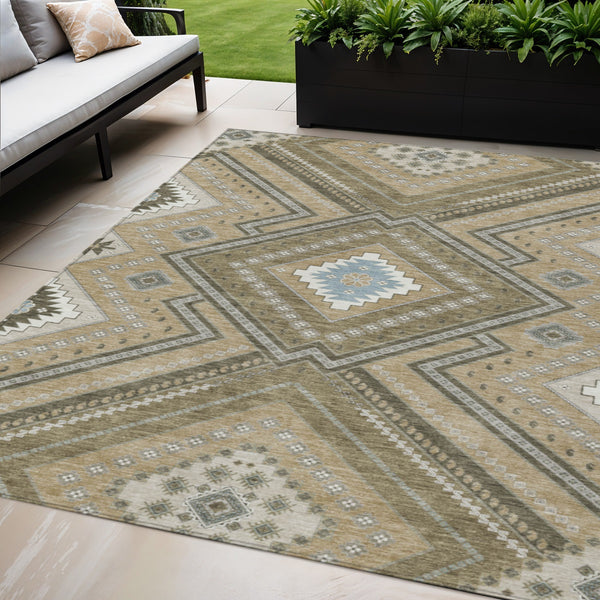 Homeroots 3' Beige Gray Ivory Tribal Washable Area Rug For Indoor Outdoor Use - Durable And Stylish Design 5' X 8' Polyester 598089