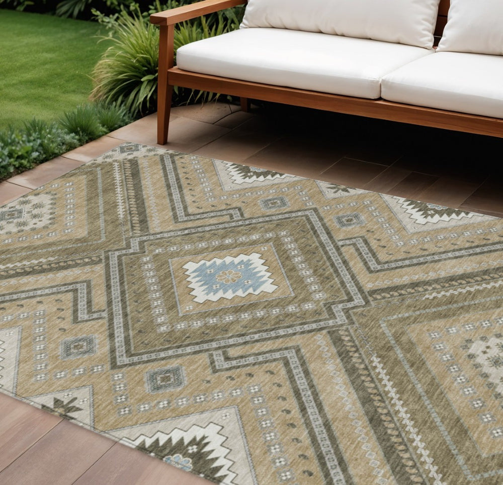 HomeRoots 5' Beige Gray and Ivory Tribal Area Rug - Durable, Washable Design for Indoor and Outdoor Spaces 10' X 14' 598093