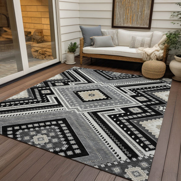 Homeroots 3' Beige Gray Ivory Tribal Washable Area Rug For Indoor Outdoor Use - Durable And Stylish Design 8' X 10' Polyester 598097
