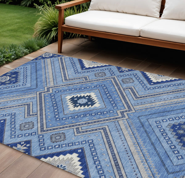 Homeroots 3' Beige Gray Ivory Tribal Washable Area Rug For Indoor Outdoor Use - Durable And Stylish Design 10' X 14' Polyester 598105