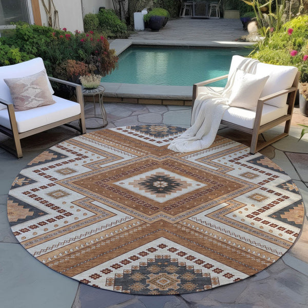 Homeroots 3' Beige Gray Ivory Tribal Washable Area Rug For Indoor Outdoor Use - Durable And Stylish Design 8' Round Polyester 598108