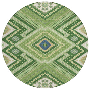 HomeRoots 5' Tribal Washable Area Rug in Green, Ivory & Beige – Stylish Indoor/Outdoor Decor for Any Space 8' Round 598120
