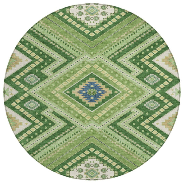 HomeRoots 5' Tribal Washable Area Rug in Green, Ivory & Beige – Stylish Indoor/Outdoor Decor for Any Space 8' Round 598120
