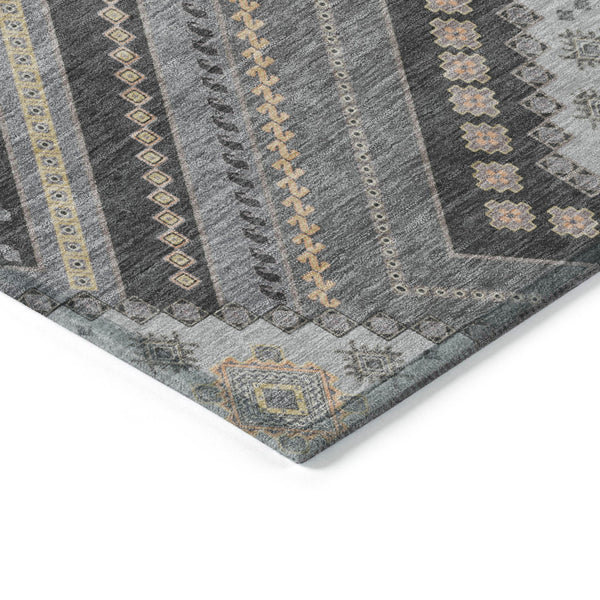 Homeroots 3' Beige Gray Ivory Tribal Washable Area Rug For Indoor Outdoor Use - Durable And Stylish Design 3' X 5' Polyester 598124