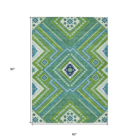 Homeroots 3' Beige Gray Ivory Tribal Washable Area Rug For Indoor Outdoor Use - Durable And Stylish Design 5' X 8' Polyester 598131