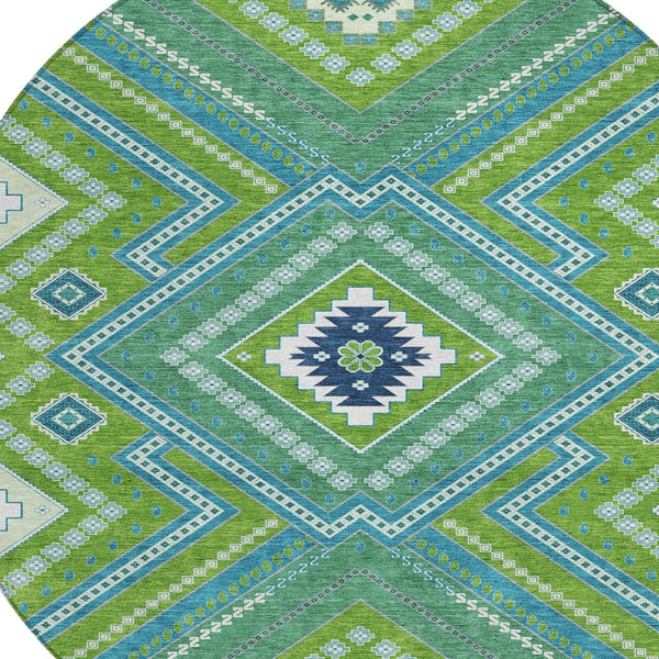 Homeroots 3' Beige Gray Ivory Tribal Washable Area Rug For Indoor Outdoor Use - Durable And Stylish Design 8' Round Polyester 598132