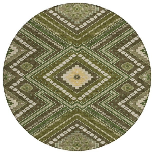HomeRoots 5' Olive Green, Gray & Ivory Tribal Area Rug - Durable, Washable for Indoor & Outdoor Spaces 8' Round 598144