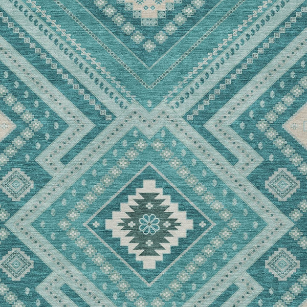 Homeroots 3' Beige Gray Ivory Tribal Washable Area Rug For Indoor Outdoor Use - Durable And Stylish Design 3' X 5' Polyester 598154