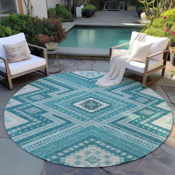 Homeroots 3' Beige Gray Ivory Tribal Washable Area Rug For Indoor Outdoor Use - Durable And Stylish Design 8' Round Polyester 598156
