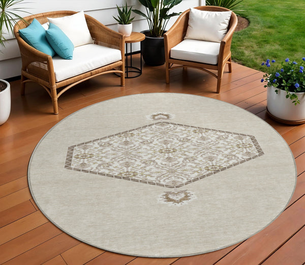 Homeroots 3' Artichoke Green Beige Ivory Oriental Washable Area Rug For Indoor Outdoor Spaces, Durable Design 8' Round Polyester 598168