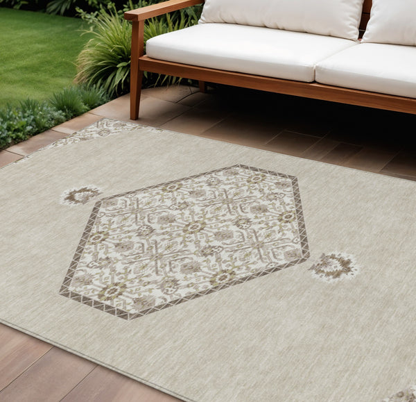 Homeroots 3' Artichoke Green Beige Ivory Oriental Washable Area Rug For Indoor Outdoor Spaces, Durable Design 10' X 14' Polyester 598171