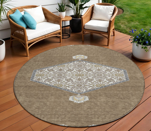 Homeroots 3' Artichoke Green Beige Ivory Oriental Washable Area Rug For Indoor Outdoor Spaces, Durable Design 8' Round Polyester 598180