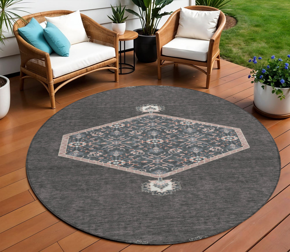 Homeroots 3' Artichoke Green Beige Ivory Oriental Washable Area Rug For Indoor Outdoor Spaces, Durable Design 8' Round Polyester 598186