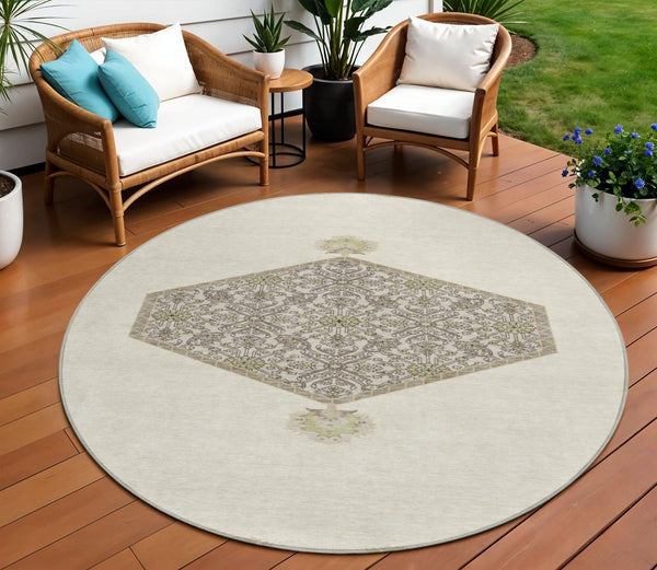 Homeroots 3' Artichoke Green Beige Ivory Oriental Washable Area Rug For Indoor Outdoor Spaces, Durable Design 8' Round Polyester 598204