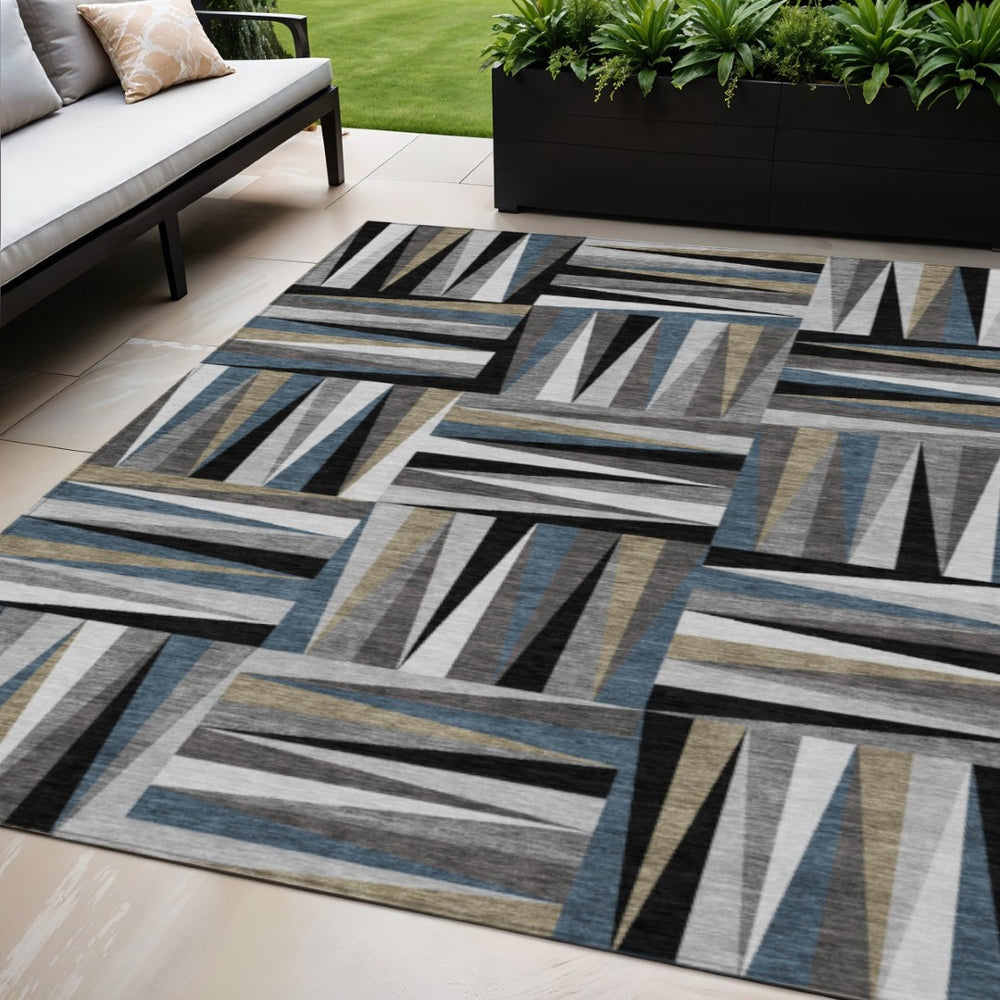 HomeRoots 5' Modern Geometric Black Gray Ivory Area Rug - Washable, Durable Indoor Outdoor Design for Versatile Use 5' X 8' 598239