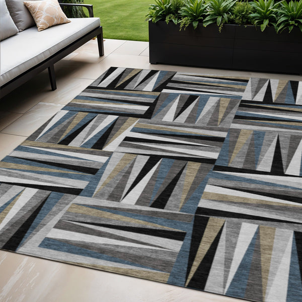 Homeroots 3' Stylish Geometric Beige Gray Ivory Washable Area Rug For Indoor And Outdoor Spaces, Durable Design 5' X 8' Polyester 598239