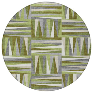Homeroots 3' Stylish Geometric Beige Gray Ivory Washable Area Rug For Indoor And Outdoor Spaces, Durable Design 8' Round Polyester 598264