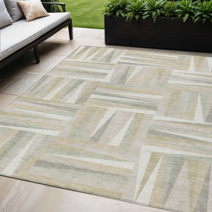 Homeroots 3' Stylish Geometric Beige Gray Ivory Washable Area Rug For Indoor And Outdoor Spaces, Durable Design 5' X 8' Polyester 598269