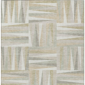 Homeroots 3' Stylish Geometric Beige Gray Ivory Washable Area Rug For Indoor And Outdoor Spaces, Durable Design 5' X 8' Polyester 598269