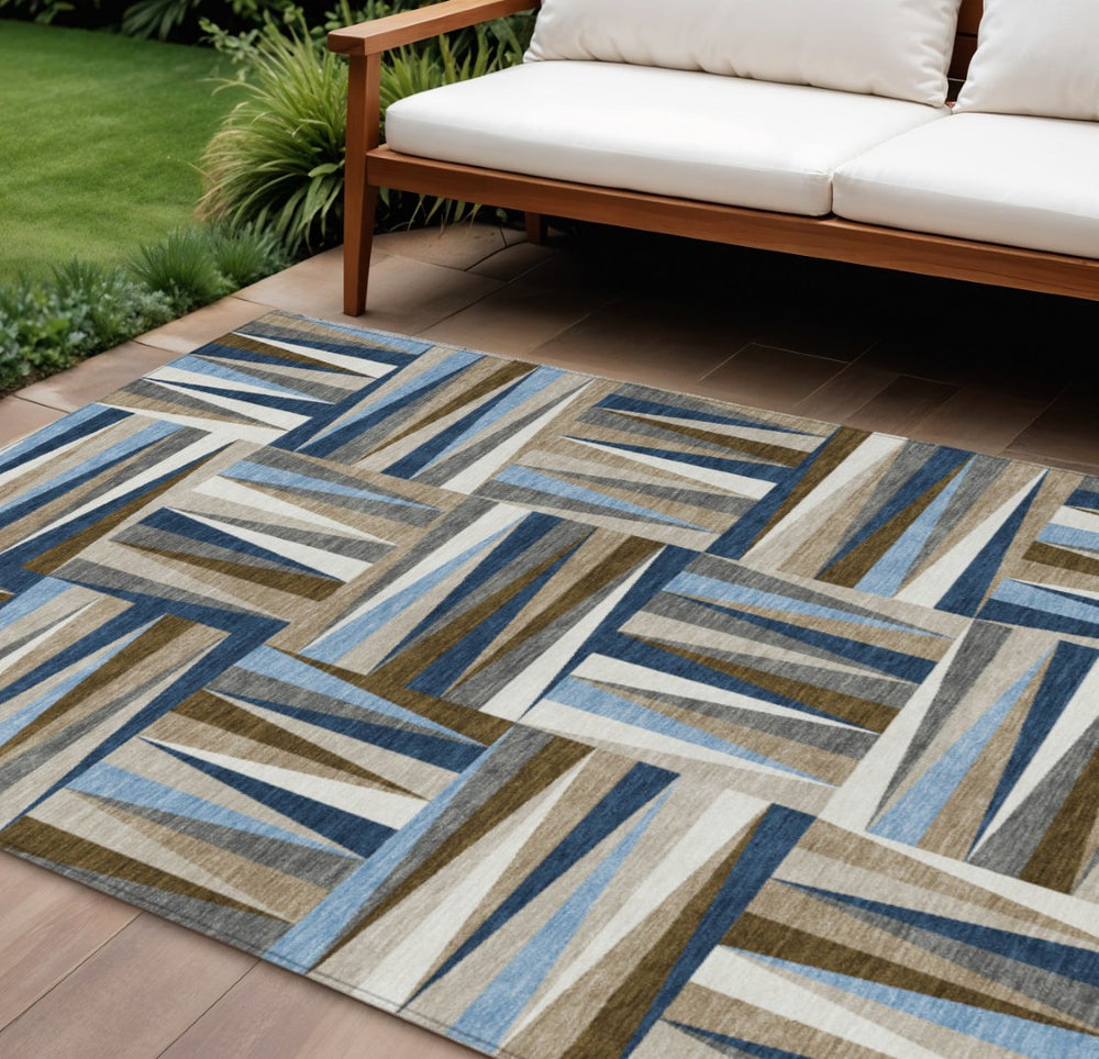 HomeRoots 5' Geometric Area Rug in Navy Blue, Brown & Beige - Stylish, Washable & Durable for Indoor/Outdoor Use 8' X 10' 598283