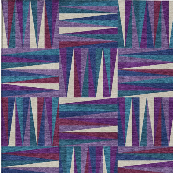 Homeroots 3' Stylish Geometric Beige Gray Ivory Washable Area Rug For Indoor And Outdoor Spaces, Durable Design 3' X 5' Polyester 598292