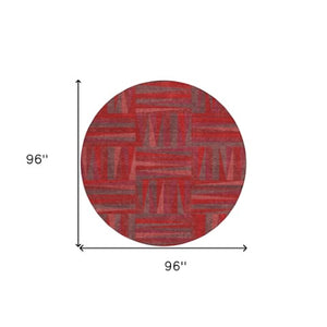 Homeroots 3' Stylish Geometric Beige Gray Ivory Washable Area Rug For Indoor And Outdoor Spaces, Durable Design 8' Round Polyester 598300