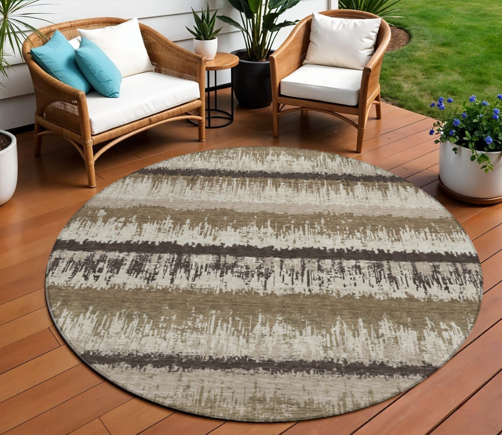 HomeRoots 5' Striped Washable Area Rug – Durable Indoor/Outdoor Design in Brown, Beige & Ivory for Any Space 8' Round 598324