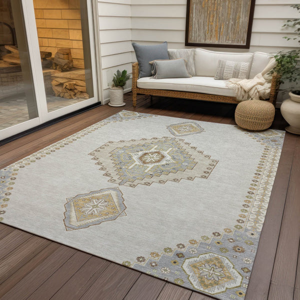 Homeroots 3' Black Gold And Gray Oriental Rug - Stylish Washable Indoor Outdoor Area Rug For Any Space 8' X 10' Polyester 598421