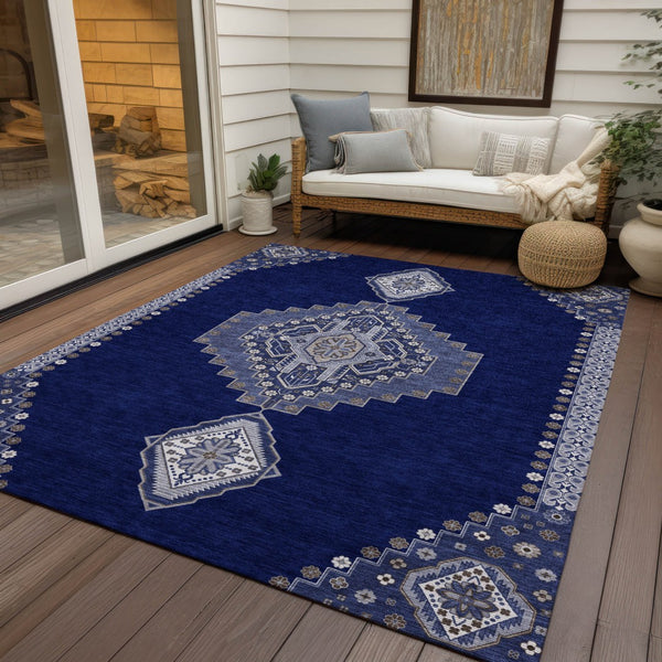 Homeroots 3' Black Gold And Gray Oriental Rug - Stylish Washable Indoor Outdoor Area Rug For Any Space 5' X 8' Polyester 598425