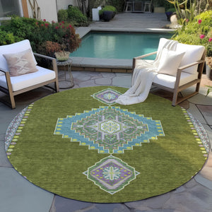 Homeroots 3' Black Gold And Gray Oriental Rug - Stylish Washable Indoor Outdoor Area Rug For Any Space 8' Round Polyester 598432