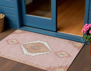 Homeroots 3' Black Gold And Gray Oriental Rug - Stylish Washable Indoor Outdoor Area Rug For Any Space 3' X 5' Polyester 598436