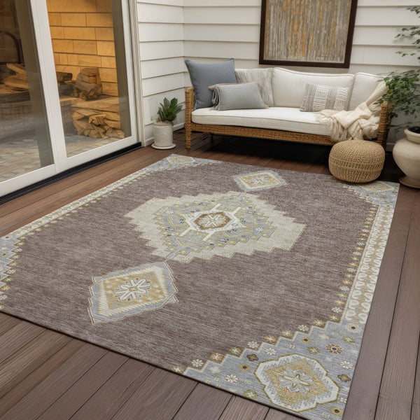 Homeroots 3' Black Gold And Gray Oriental Rug - Stylish Washable Indoor Outdoor Area Rug For Any Space 9' X 12' Polyester 598452
